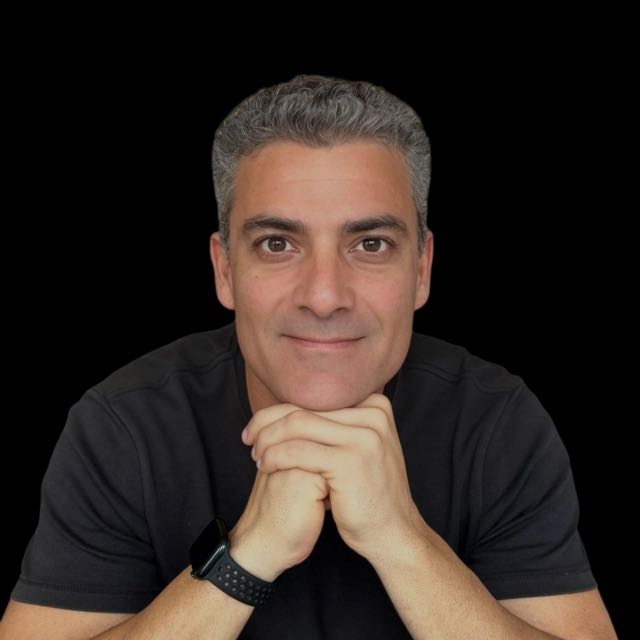 Thiago Bürgers, Founder · AURA Beauty